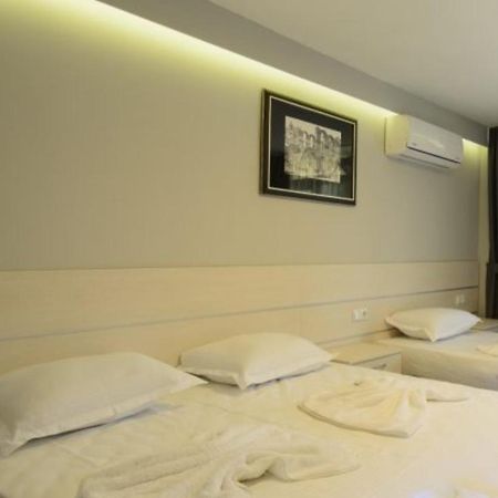Holiday Village Lozenets Luaran gambar