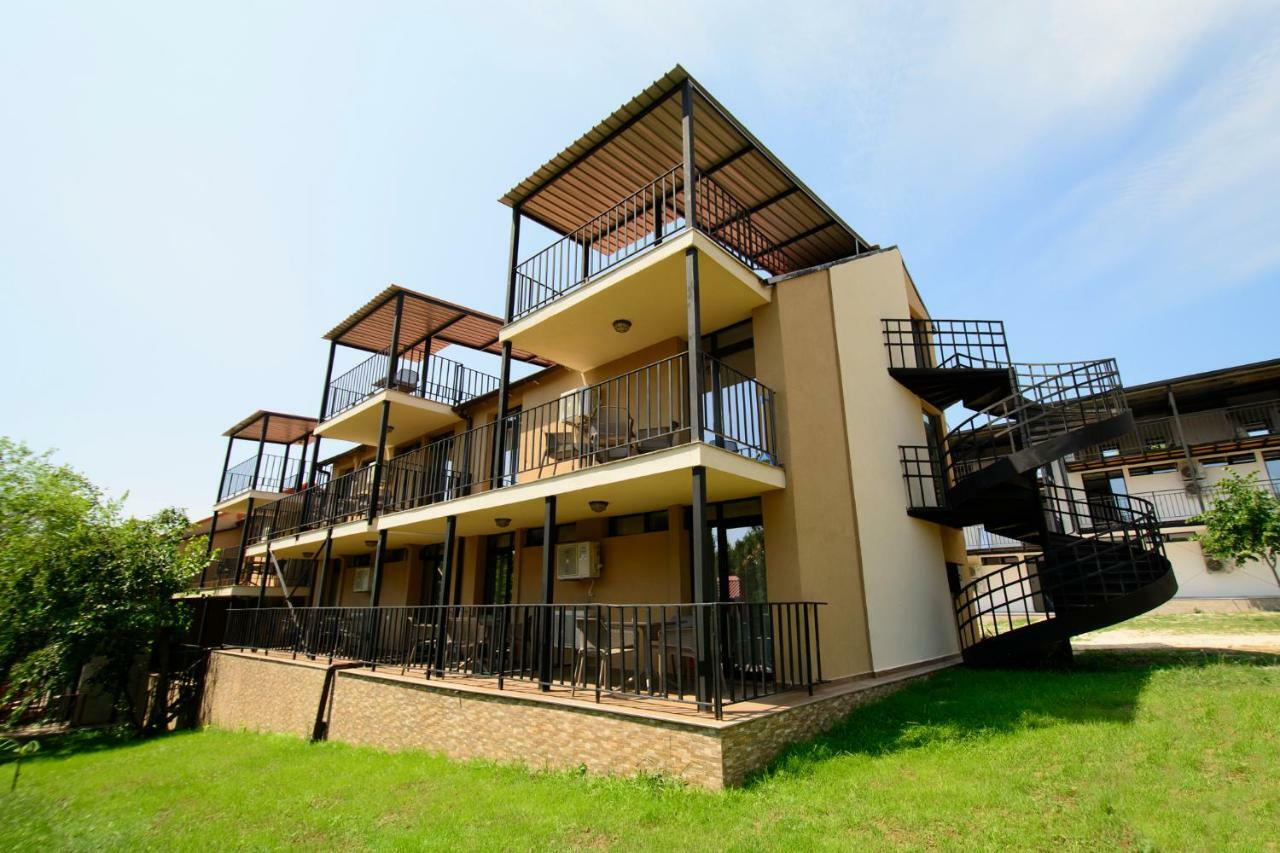 Holiday Village Lozenets Luaran gambar